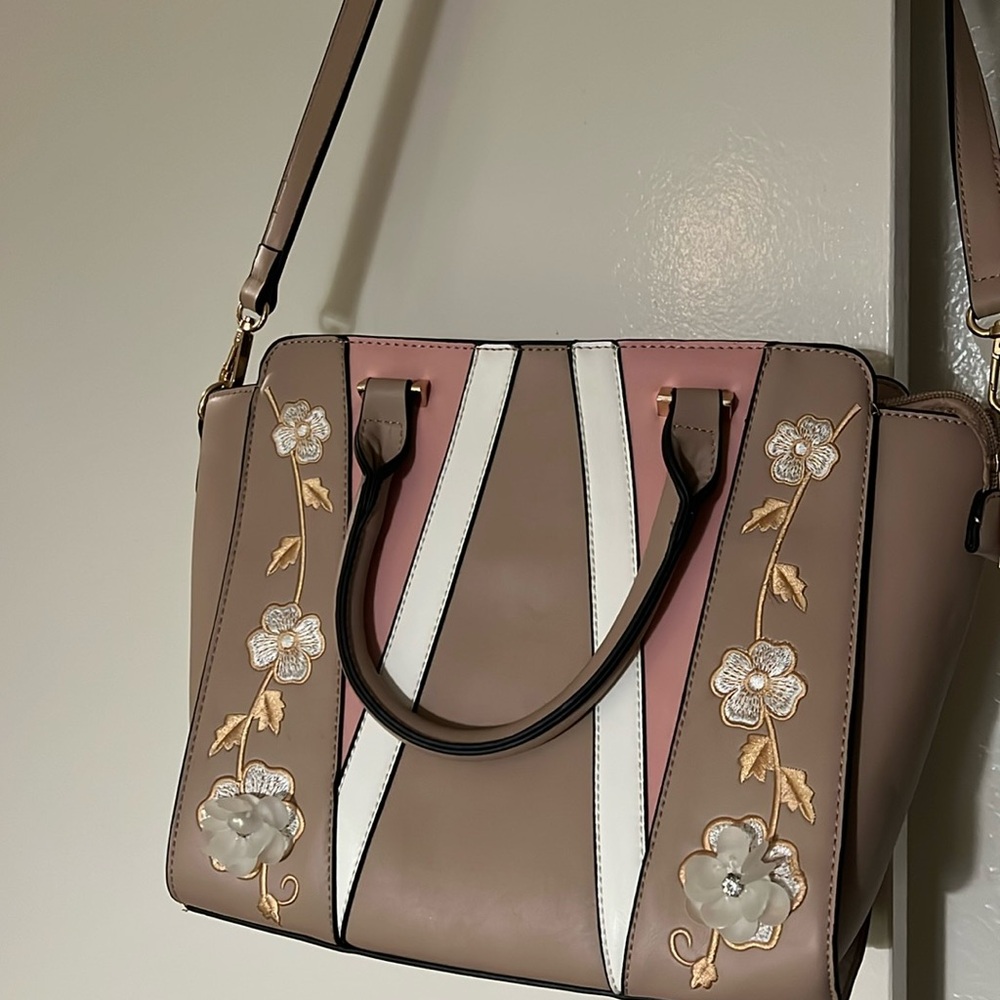 New purse, never used